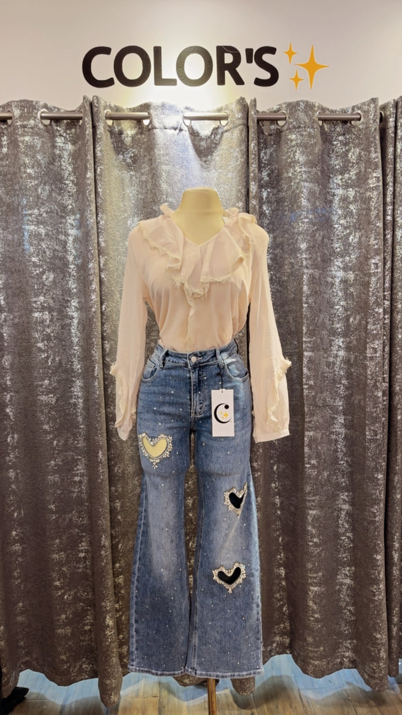 PANTALÓN PERFORADO CORAZÓN