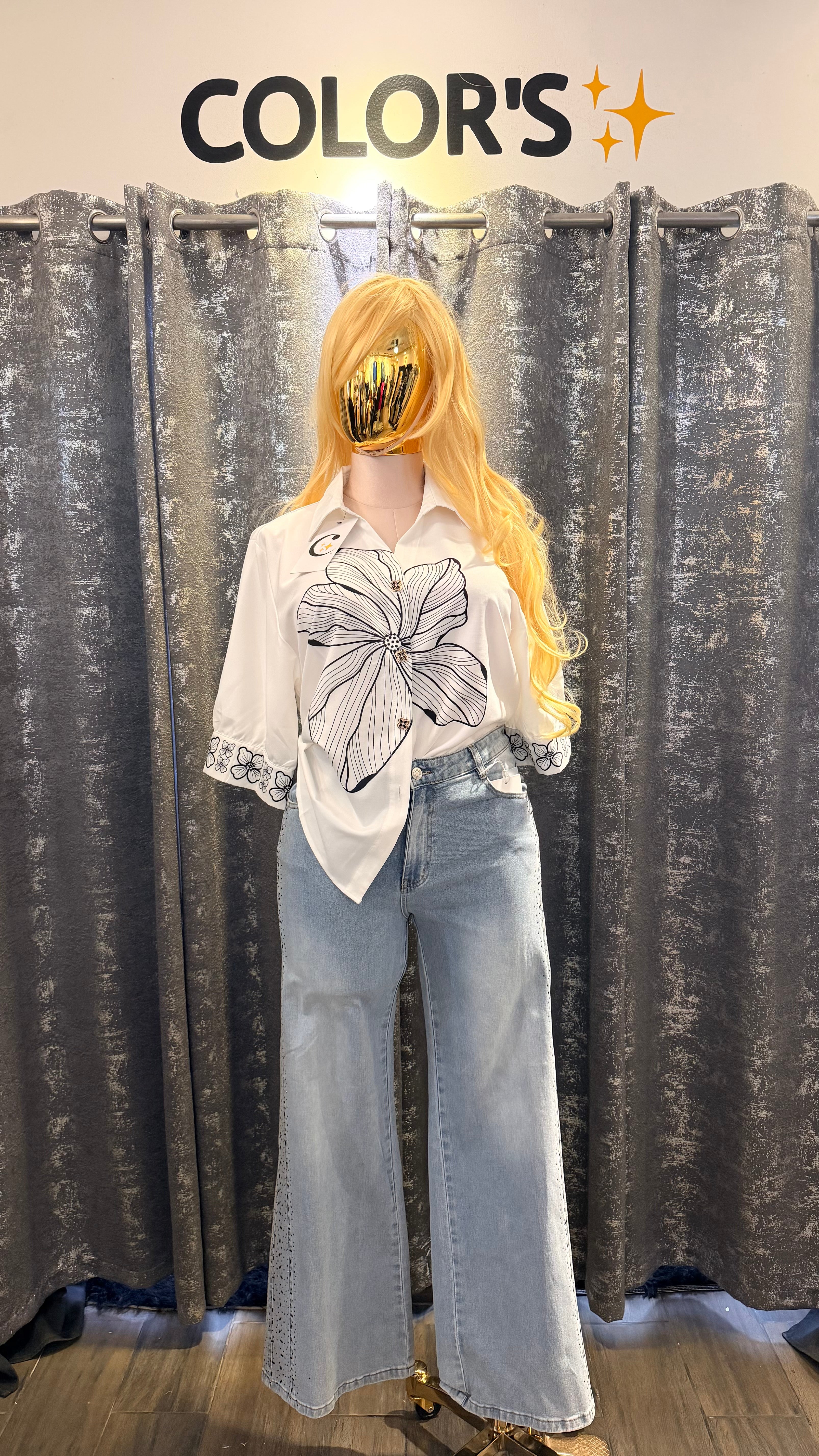 SHIRT PLUS WITH YELLOW AND WHITE FLOWER