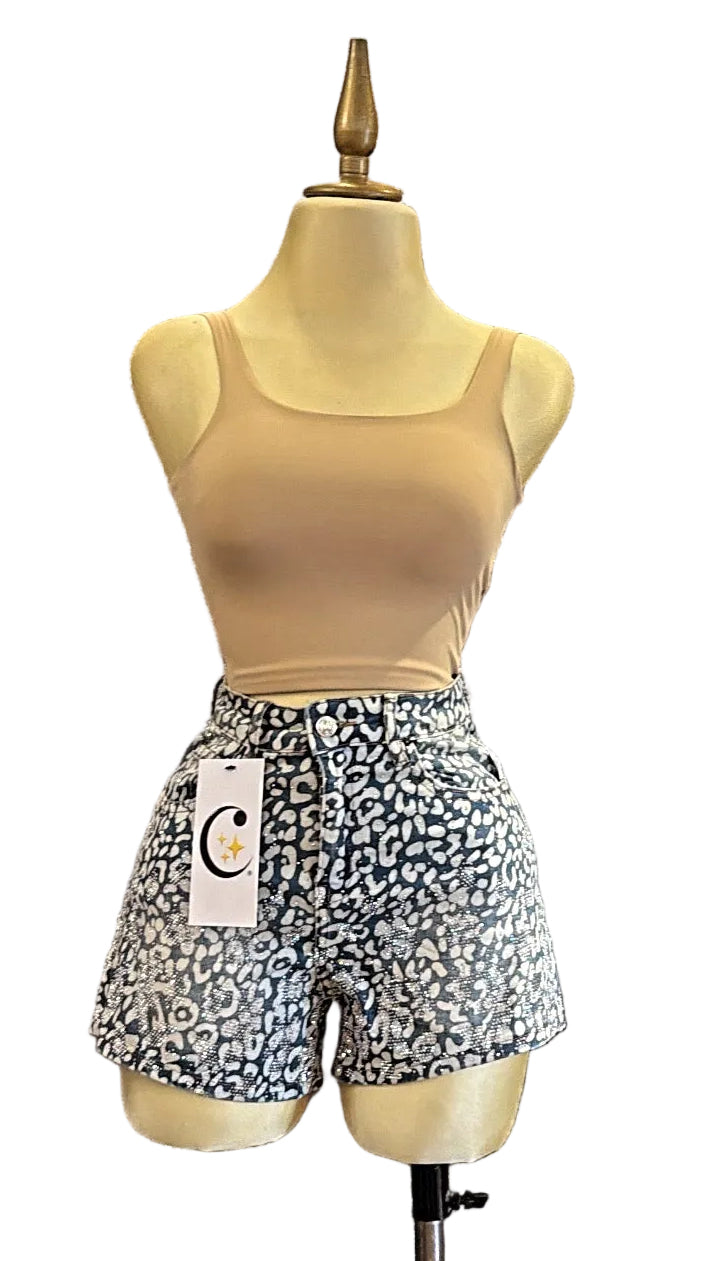 SHORT ESTAMPADO ANIMAL CON BRILLOS