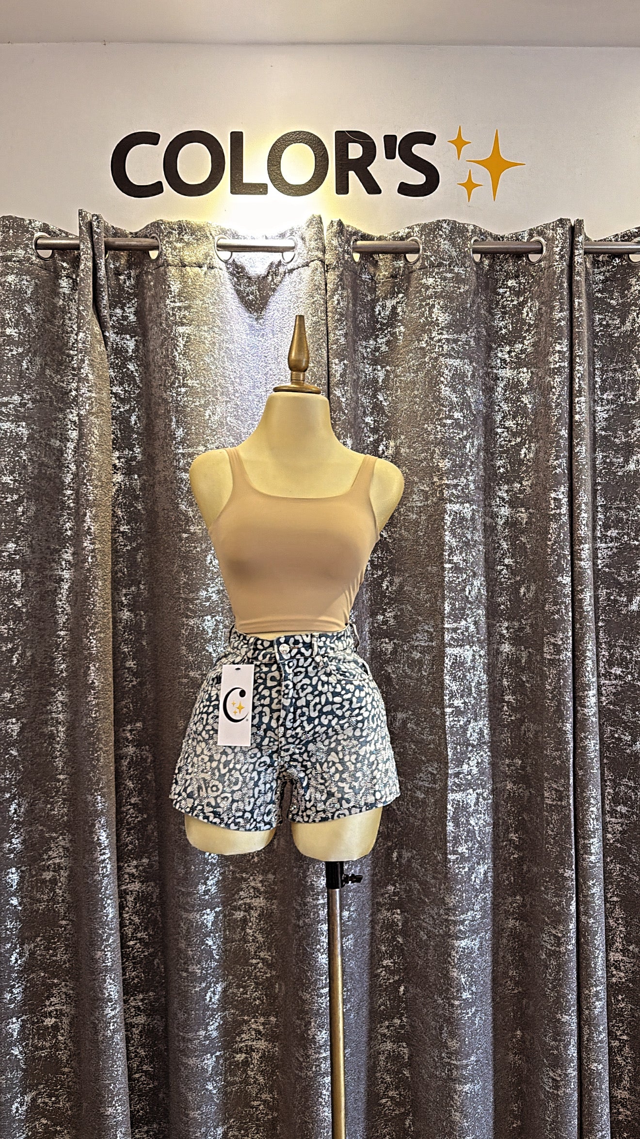 CROP TOP CON TIRANTE GRUESO