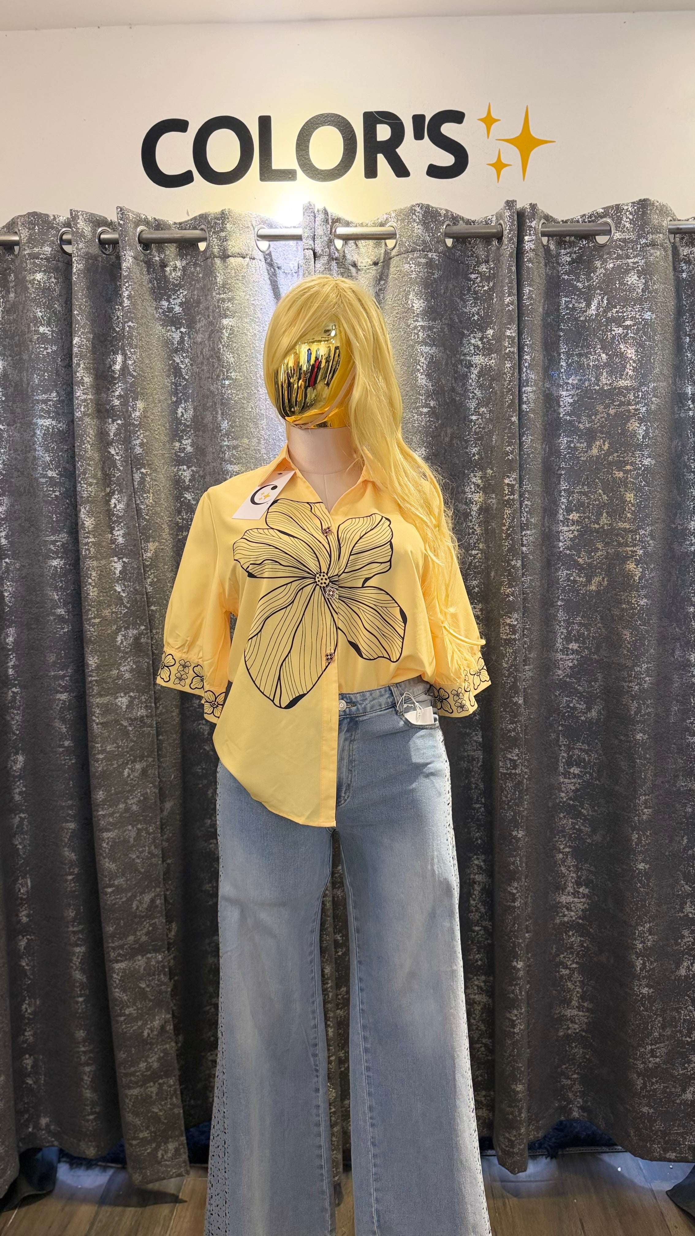 SHIRT PLUS WITH YELLOW AND WHITE FLOWER