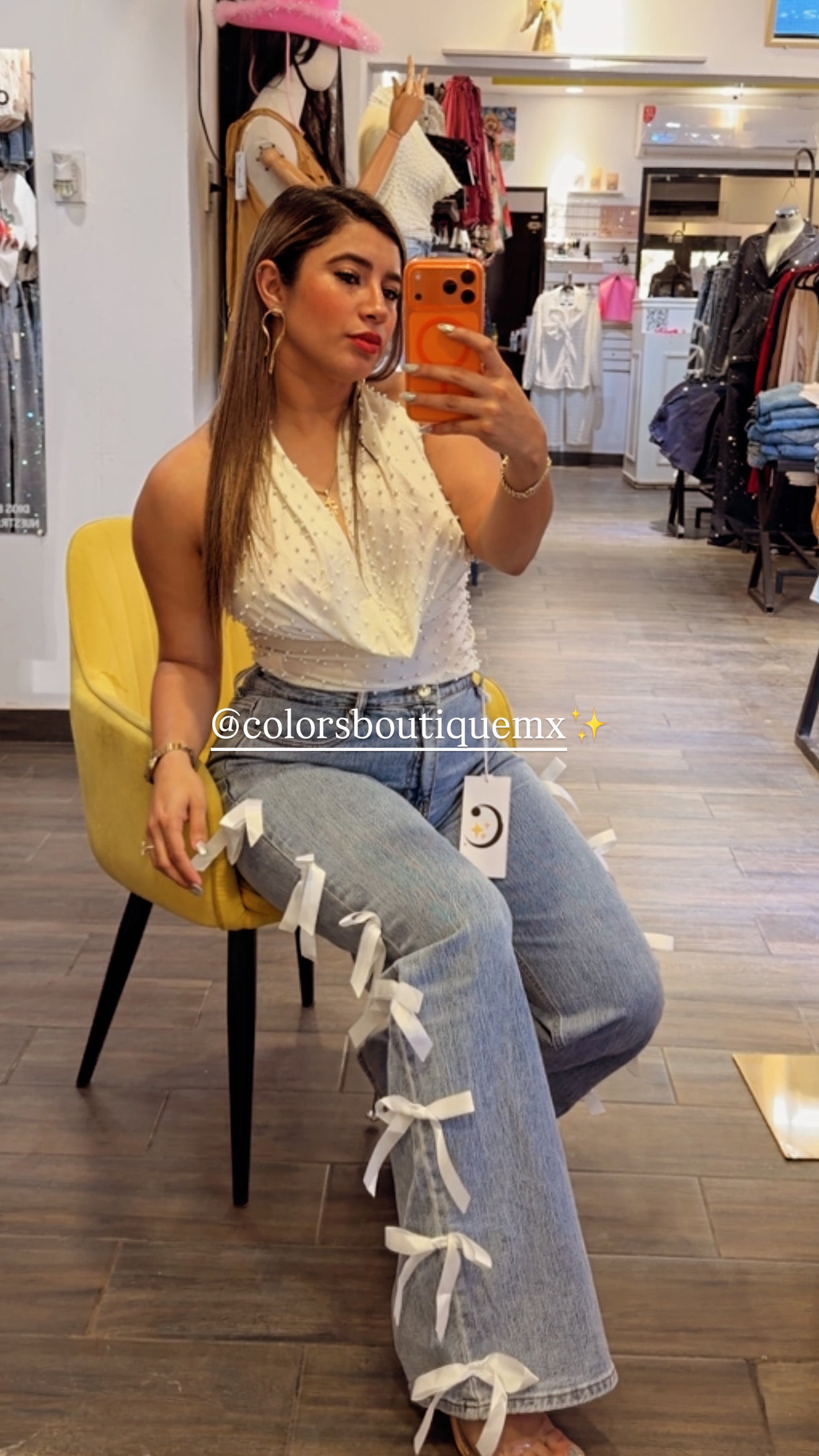 PANTALONES DE CORTE RECTO CON LAZOS BLANCOS