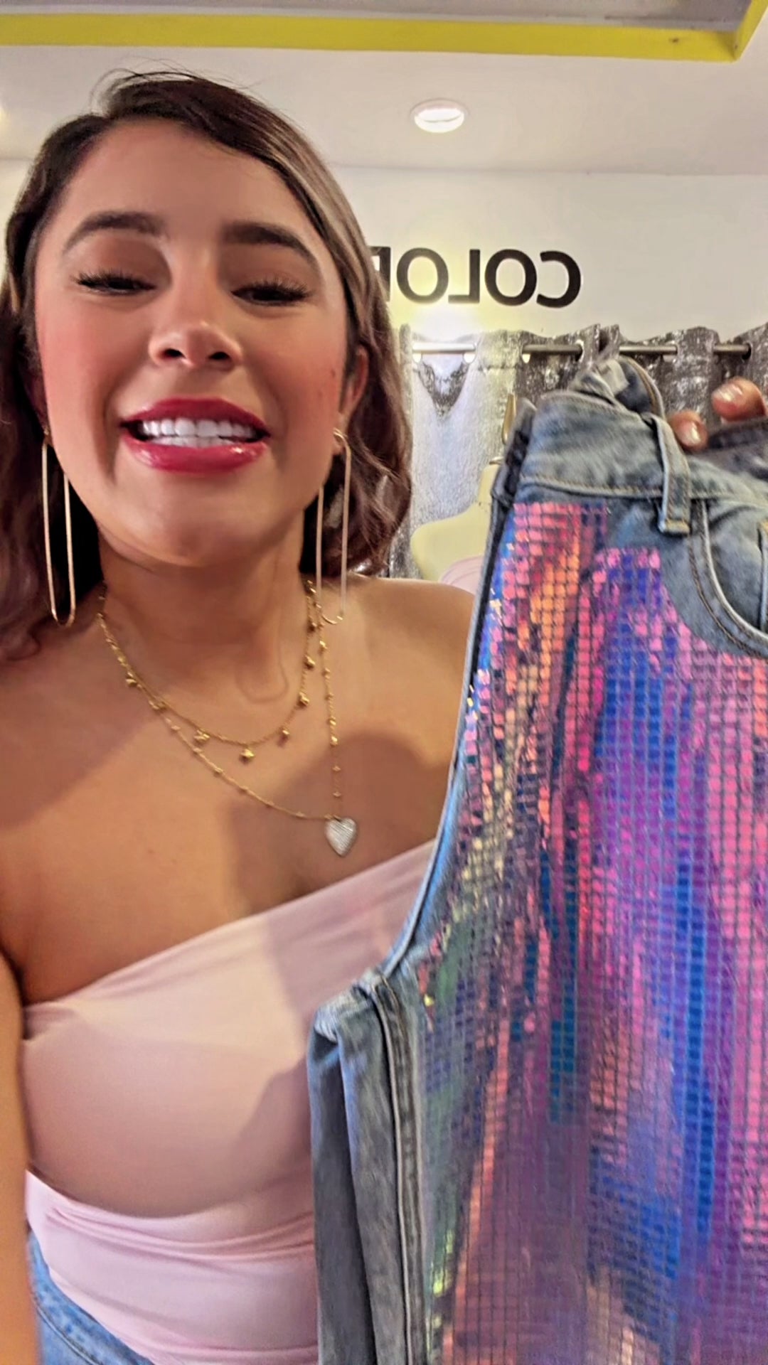 PANTALONES REGULARES TORNASOLADOS CON BRILLOS