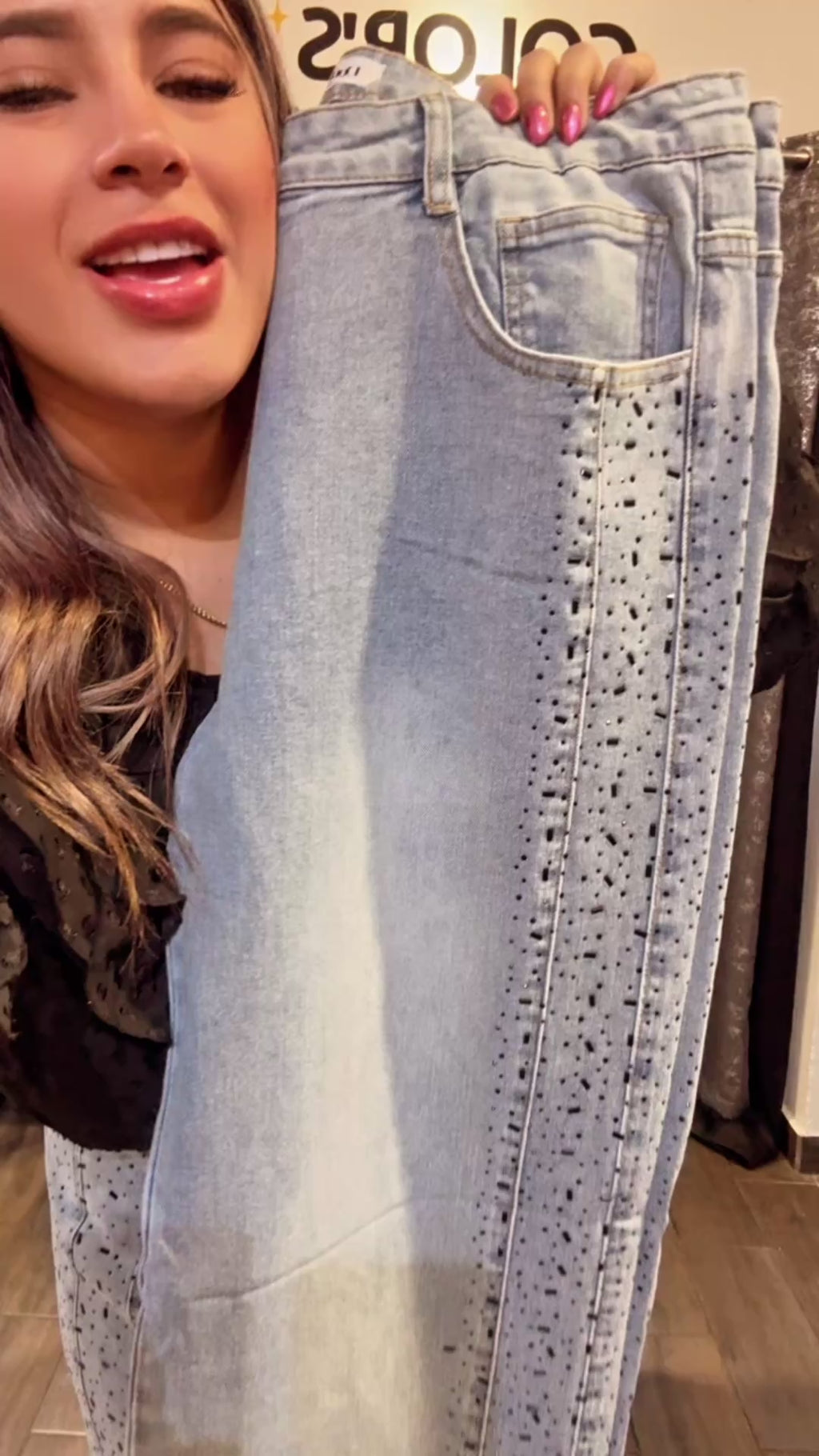 PANTALONES EN TALLAS GRANDES CON BRILLOS LATERALES